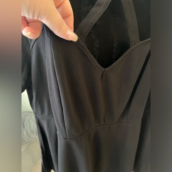 Torrid Peplum with cutouts - Picture 2 of 5